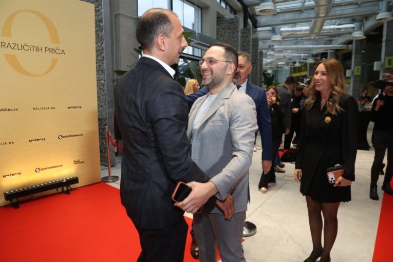 Dubravka Đedović Handanović, Damir Handanović i Milan Lađević