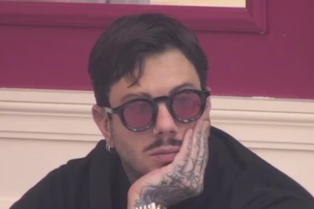 OD FILIPA ĐUKIĆA NI TRAGA NI GLASA: Magični brka udario KATANAC, sve se promenilo!