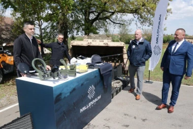 MILLENNIUM TEAM U PRISUSTVU AMERIČKE DELEGACIJE DEMONSTRIRAO UKLANJANJE NEEKSPLODIRANIH UBOJNIH SREDSTAVA