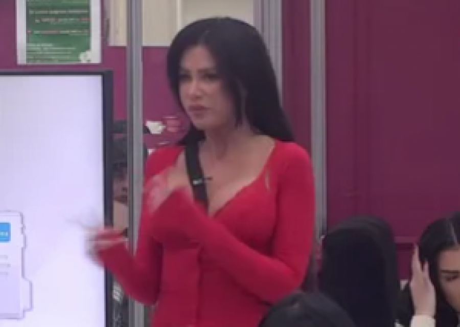 ZBOG OVOGA ANELI I ASMIN NISU BILI INTIMNI: Stanija otkrila da je URINIRAO po Ahmićevoj!