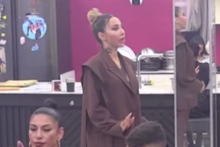 Stanija Dobrojević i Aneli Ahmić