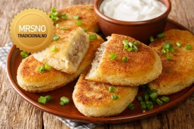 MIRIS I UKUS KOJI OKUPLJAJU PORODICU: Vojvođanski tašci sa mesom kakve su pravile naše bake