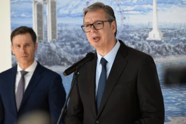 PREDSEDNIK VUČIĆ NASTAVLJA KONSULTACIJE: Sutra se sastaje sa predstavnicima SPO i SRS!