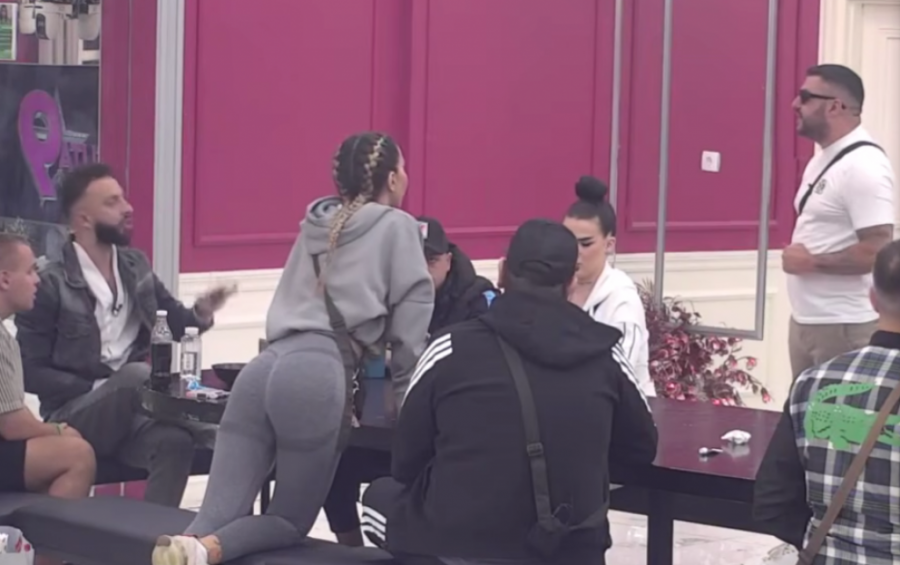 ASMIN NAPAO DARKA TANASIJEVIĆA: Produkcija se HITNO OGLASILA o kršenju ugovora!