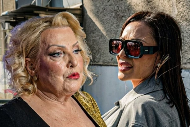 ŠTA SE DEŠAVA S CECOM? Pobesnela na Snežanu Đurišić, pa jednim komentarom OBRISALA PATOS pevačicom!