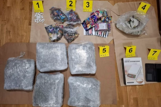 U STANU KRIO PREKO PET KILOGRAMA DROGE! Uhapšen mladić na Paliluli!