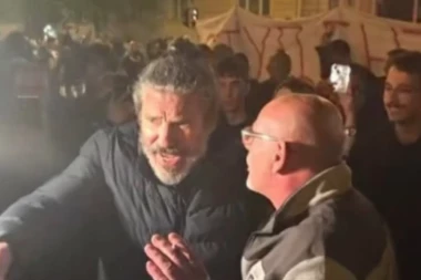 NIJE ŽRTVA NEGO NASILNIK! Gagi Jovanović napao čoveka u Zemunu - PIJAN PREDVODI BLOKADERSKI PROTEST! (VIDEO)