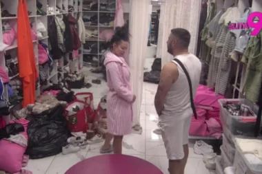 ASMIN MAHAO SVOJIM "PONOSOM" U KAMERU, MAJA GA DOVELA DO LUDILA: Ovakav blam do sada nije bio viđen u rijalitiju!