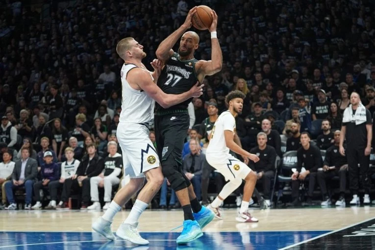 KRAJ SEZONE ZA JOKIĆA?! Gore nije moglo - Denver čeka užasne vesti posle novog poraza od Minesote!