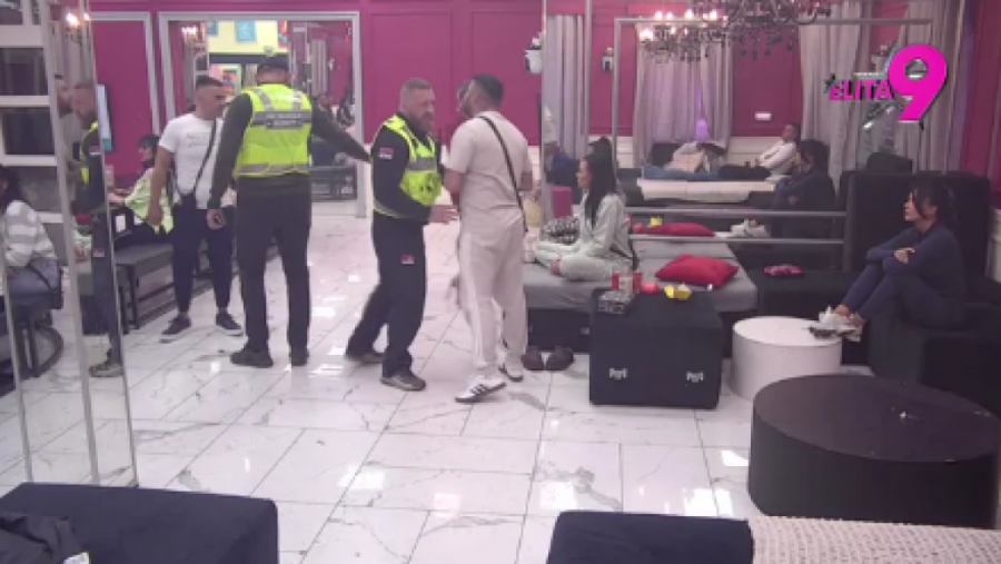 ASMINA DURDŽIĆA HITNO IZVELI ZBOG TUČE! Prekinuta emisija, obezbeđenje momentalno doletelo!