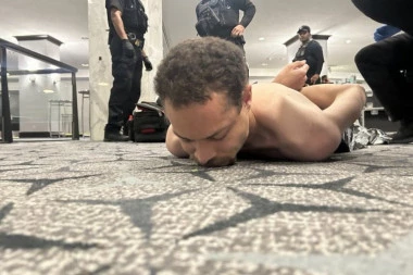 SAČMARA, PIŠTOLJ, NOŽEVI: Napadač na Donalda Trampa bio naoružan do zuba, oglasio se šef policije! (VIDEO)