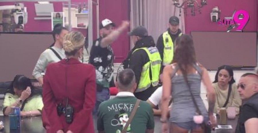 OBEZBEĐENJE ULETELO ZBOG TRUDNE ANITE STANOJLOVIĆ! Luka podivljao u programu, hitno zaustavljeno sve!