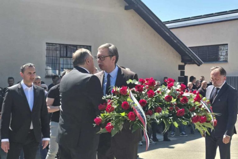 Vučić na sahrani Dodikove majke