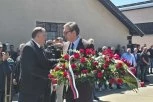 VUČIĆ STIGAO NA SAHRANU DODIKOVE MAJKE! Predsednik došao da pruži podršku u najtežim trenucima! (FOTO)