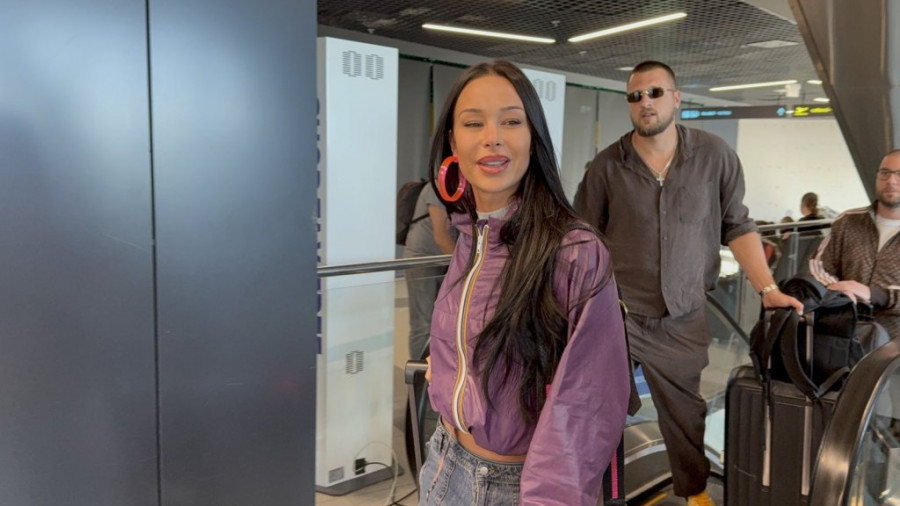 TRUDNA ELENA KITIĆ?! Mreže se usijale zbog novog SNIMKA pevačice, sve čuvala u strogoj tajnosti?!