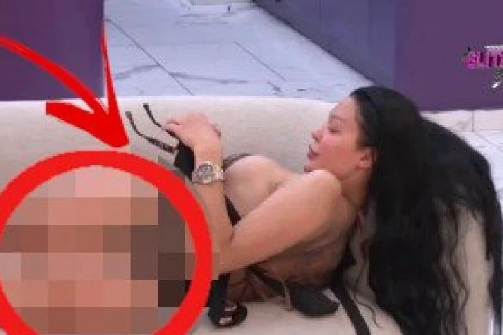 ZADNJICA MAJE MARINKOVIĆ SEVNULA U KRUPNOM KADRU! Dva puta joj pucao silikon, evo KAKO SADA IZGLEDA - ŠOK! (GALERIJA)