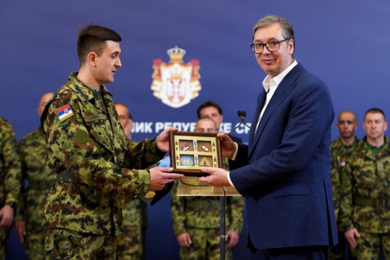 „HVALA NA HRABROSTI!“ Vučić o našoj vojsci: OGLASIO SE NA INSTAGRAMU! (VIDEO)