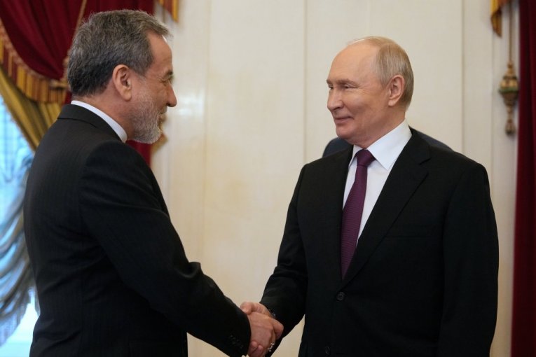 Cover image for Встреча Владимира Путина и главы МИД Ирана Аббаса Аракчи