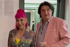 ZORICA BRUNCLIK SE S VRATA BACILA NJEMU U ZAGRLJAJ! Emocije preplavile studio "Pinkovih zvezda", EVO ŠTA JE DOČEKALO U ŠIMANOVCIMA! (VIDEO)