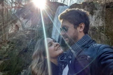 PORODILA SE NEVENA VUKES! Glumica i pevač ODABRALI POSEBNO IME, smatra se najepšim na svetu!