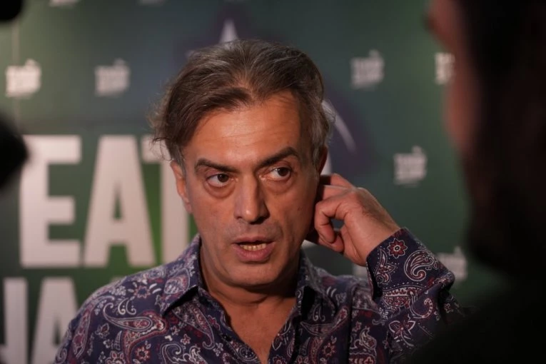 SERGEJA TRIFUNOVIĆA IZBACILI KAO KOFER IZ HRVATSKE, a on bi opet da ide tamo da im se dodvorava!