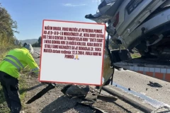 MLADIĆ SE BORI ZA ŽIVOT! Potrebna krv za momka koji je teško povređen u udesu kod Rume! APEL SE ŠIRI DRUŠTVENIM MREŽAMA! (FOTO)