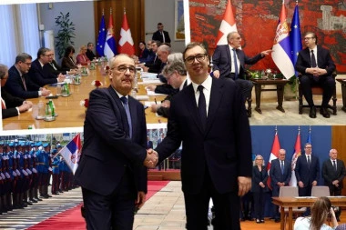 NAKON SVEČANOG DOČEKA POTPISAN UGOVOR! Vučić: Veoma sam srećan što mogu da ugostim švajcarskog predsednika posle 18 godina!