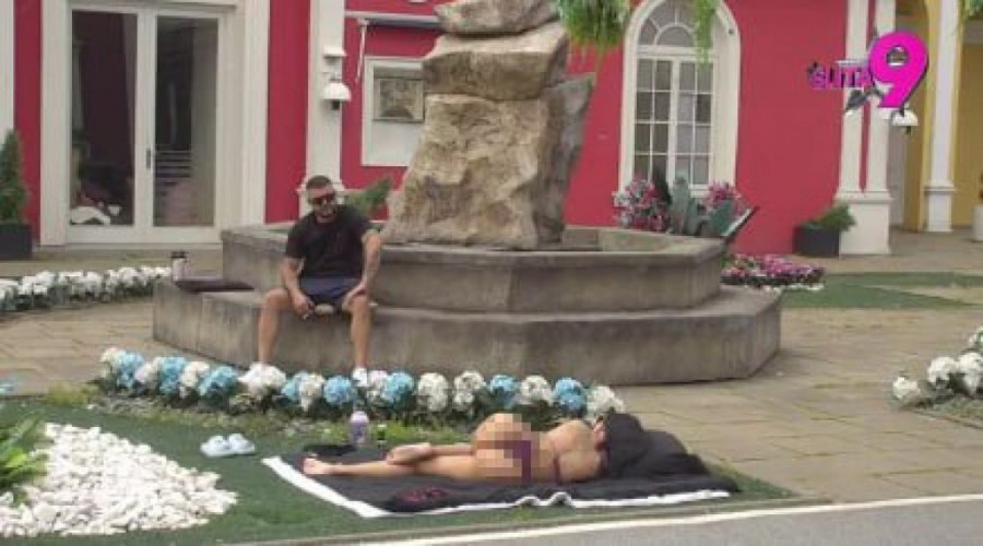 MAJINA SILIKONSKA ZADNJICA TOTALNO IZOBLIČENA NAKON POSLEDNJEG INCIDENTA! Starleta hitno mora kod doktora, kako se OVO desilo?!