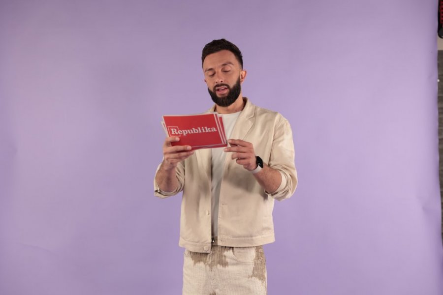 VODITELJ OŠAMARIO BIVŠEG UČESNIKA "ELITE": Šok-scena isplivala u javnost! (VIDEO)