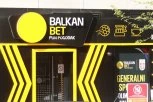 HVALE SE DA PODRŽAVAJU SPORTISTE, A NAVLAČE DECU NA KOCKU! Licemerje lanca kladionica "Balkan bet"