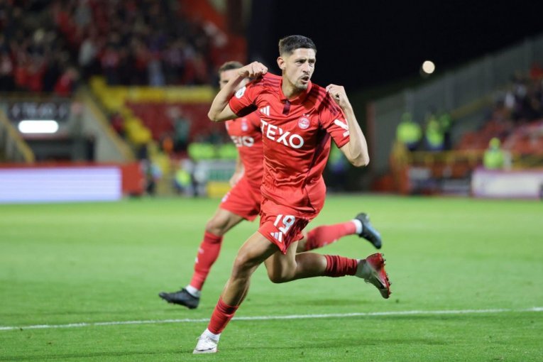 DEŽA VI: Kada kažemo večiti derbi – kažemo Ester Sokler!