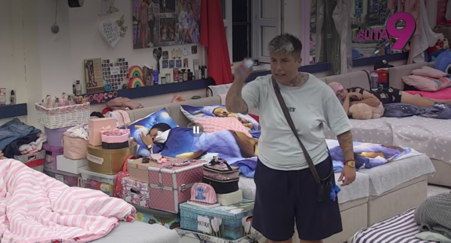 MATORI ĆE DA POZLI ZBOG BORE! Ovako nikad nije urlala, zbog OVE nagrade Velikog šefa se tresu Šimanovci! (VIDEO)