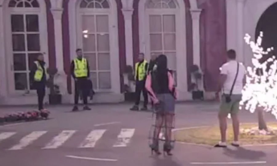 TERZA NASRNUO NA SOFIJU, ONA MU PLJUNULA BARBARU: Obezbeđenje napravilo ŽIVI ZID, opsadno stanje u Eliti!