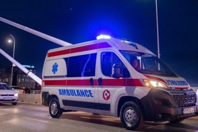 HOROR NA CETINJU! Dečak (12)  poginuo nakon što se na njega obrušila konstrukcija gola