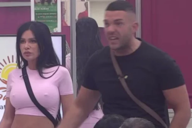 ANĐELO POZELENEO OD BESA, PA NASRNUO NA TRUDNU ANITU: Optužena da je TRUDNA zbog bolesnog plana sa drugaricom: "Praviš dete za PARE!", u sve uvučena i Matora!