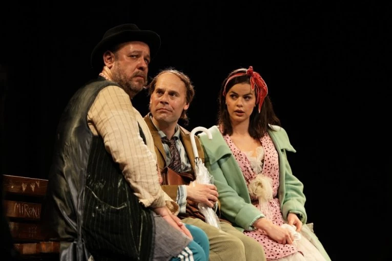 „Ljubinko i Desanka“ na sceni Fondacije Mozzart: Cekić, Vulanović i Bandović u Šušljikovoj režiji o bliskosti koja nedostaje