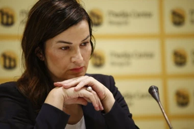 SVE IZAŠLO NA VIDELO! Jelena Obućina priznala da je televizija N1 lagala za "mrtvog dečaka" iz Valjeva! (VIDEO)