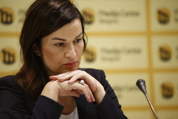 SVE IZAŠLO NA VIDELO! Jelena Obućina priznala da je televizija N1 lagala za "mrtvog dečaka" iz Valjeva! (VIDEO)