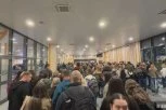UZBUNA NA AERODROMU! Svi letovi OBUSTAVLJENI, HITNO evakuisan terminal!