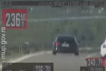 JURIO AUDIJEM PREKO 230 NA SAT! Pogledajte snimak nasilničke vožnje kod Bujanovca! (VIDEO)