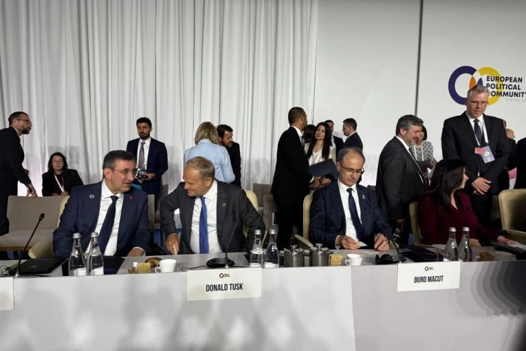 Počeo Osmi samit Evropske političke zajednice u Jerevanu, Srbiju predstavlja Đuro Macut! (VIDEO)