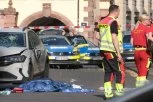 AUTOMOBIL ULETEO MEĐU LJUDE! Horor u Lajpcigu - ima mrtvih i povređenih! (FOTO)