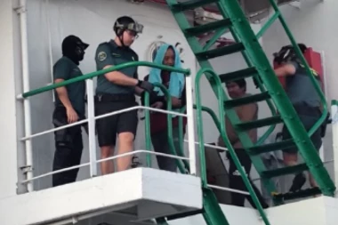 ŠOK-SCENA NASRED ATLANTIKA! Pogledajte rekordnu zaplenu kokaina! (FOTO, VIDEO)