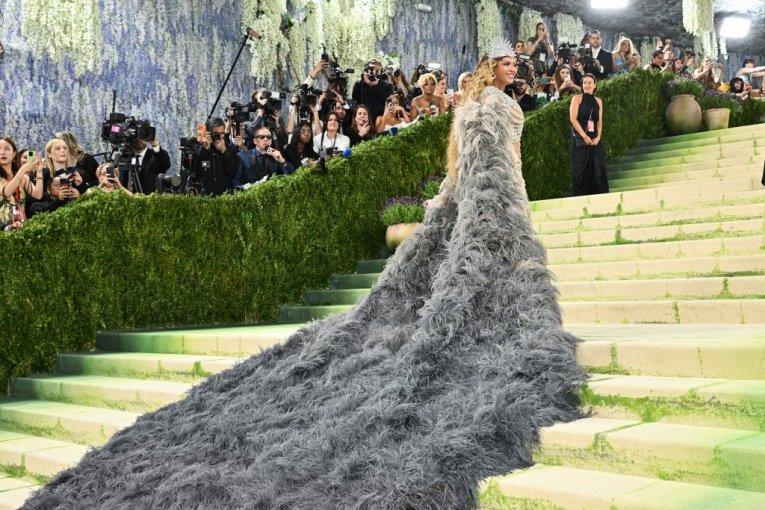 Bijonse Met gala