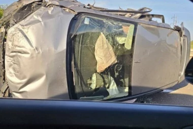 OVO JE ĆERKA NEVENE HOT KOJA JE POGINULA: Poslednja zajednička fotografija nastradale devojke i bivše rijaliti učesnice nastala na venčanju (FOTO)