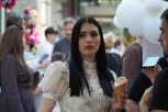 ZORANU MIĆANOVIĆ MAMINI I TATINI SINOVI MALTRETIRALI - Jeziva ispovest pevačice rasplakala region! Da se naježiš!