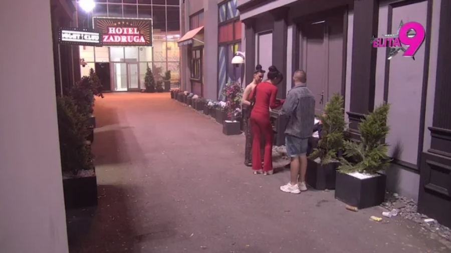STANIJA ZATEKLA BOGINJU I ANĐELA: Starleta doživela novo poniženje, zakucana za samo dno! (VIDEO)
