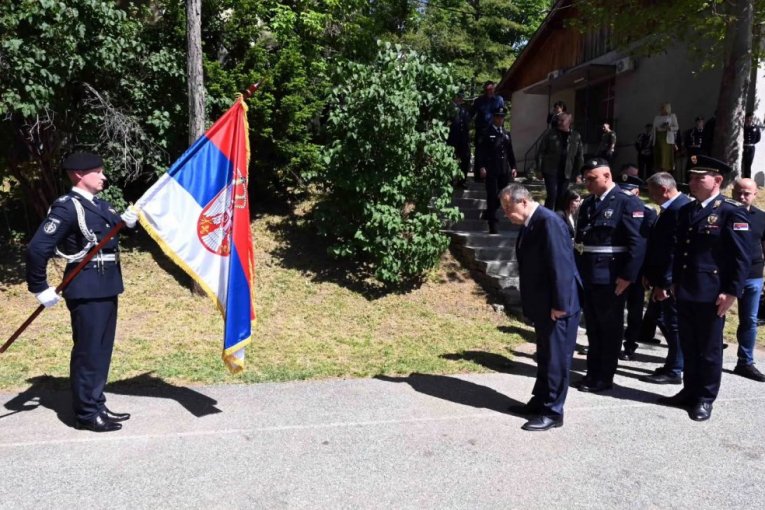 Policijska brigada