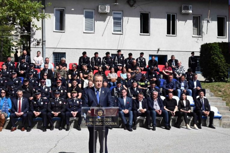 Policijska brigada