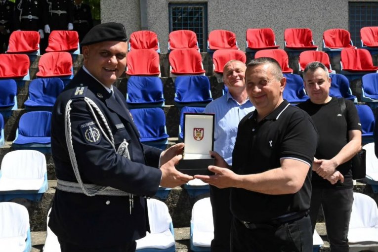 Policijska brigada